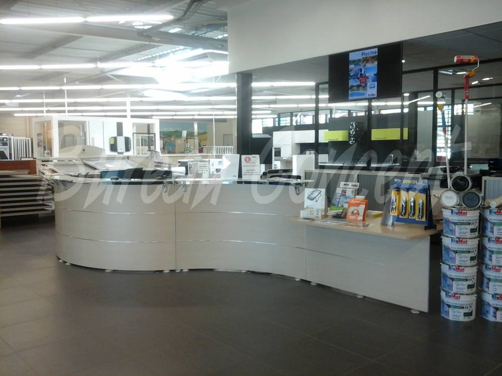 banque d'accueil valentina entreprise